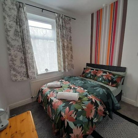 בישופ אוקלנד Fabulous Holiday Home - Sleeps 6 מראה חיצוני תמונה